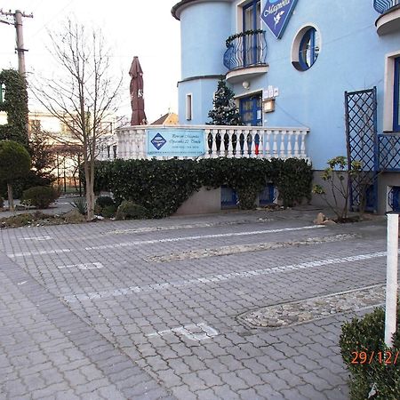 Pension Magnolia Trenčín Zewnętrze zdjęcie